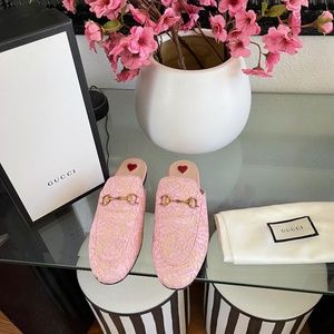 Gucci pink lace mules